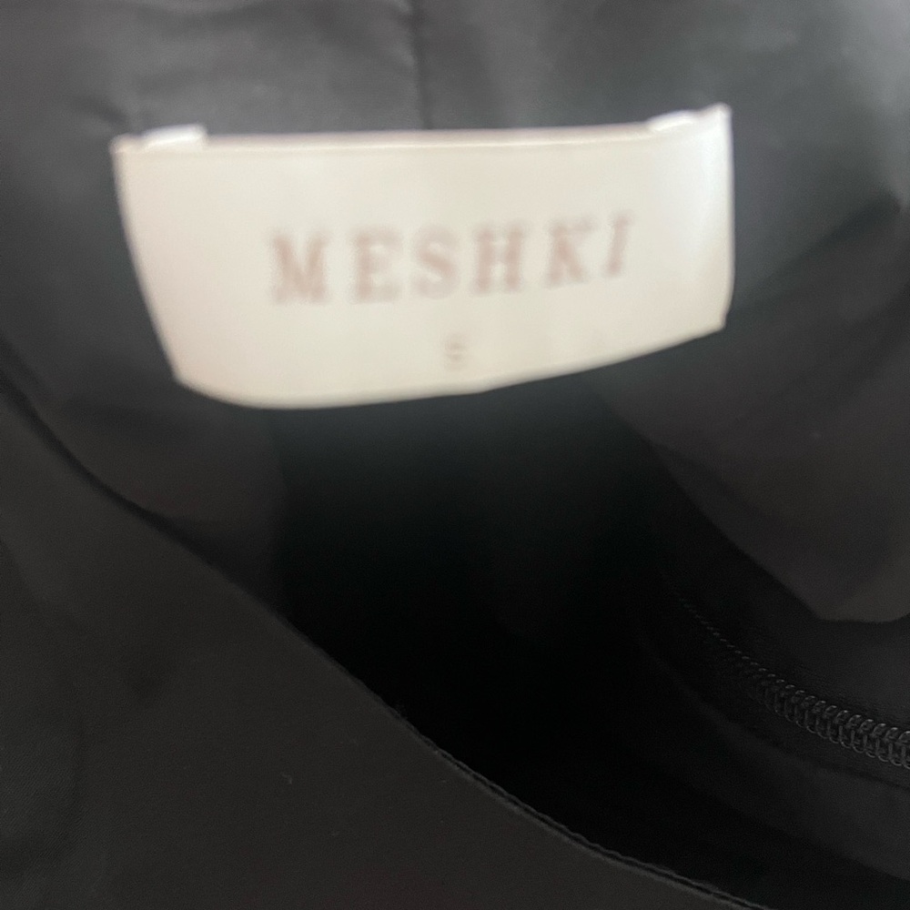 Meshki Elegant Black Outerwear